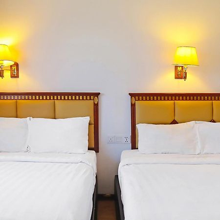 Super Oyo 90464 Borneo Suites Hotel 코타키나발루 외부 사진