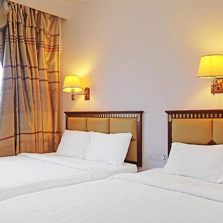 Super Oyo 90464 Borneo Suites Hotel 코타키나발루 외부 사진
