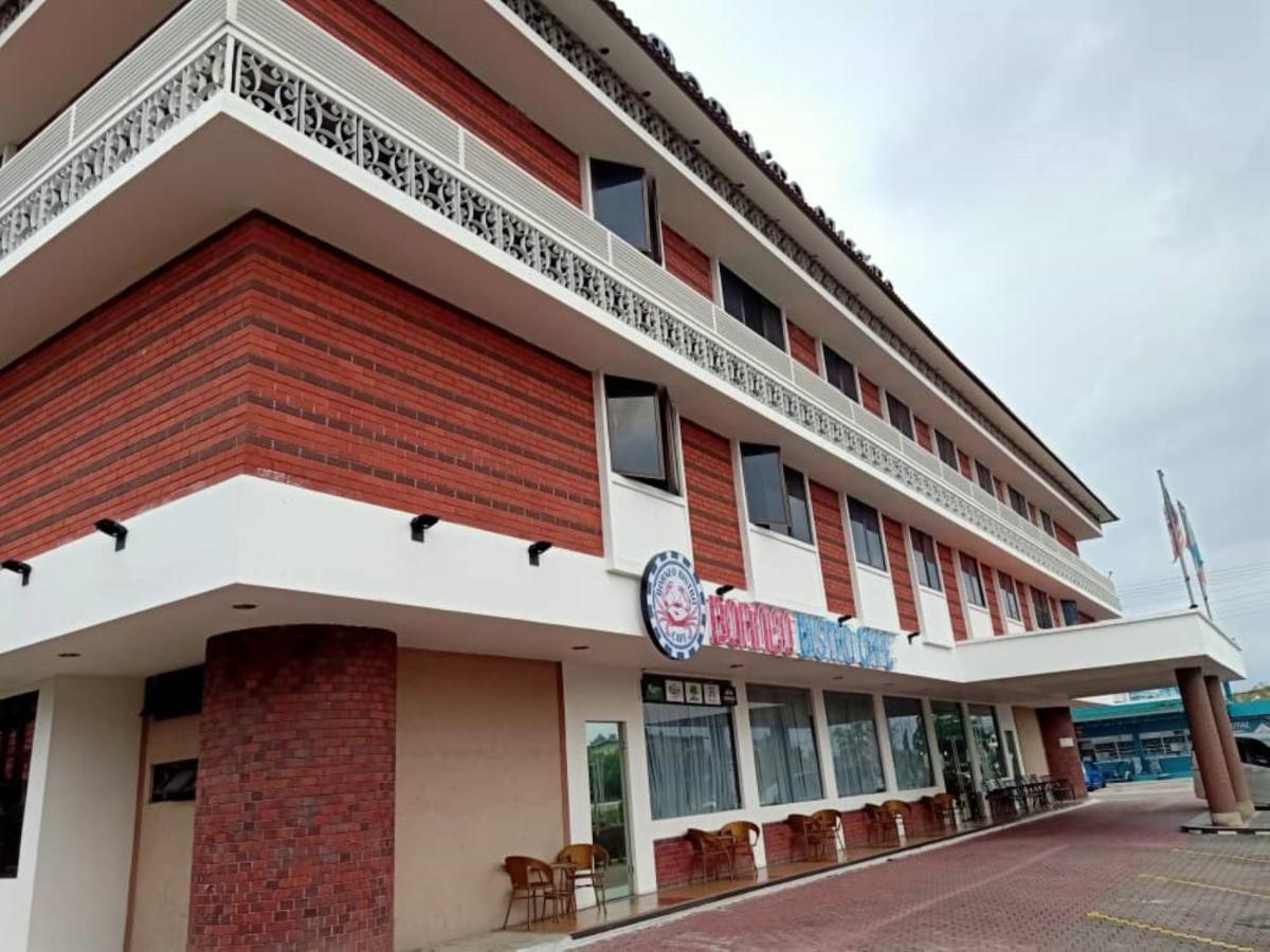 Super Oyo 90464 Borneo Suites Hotel 코타키나발루 외부 사진