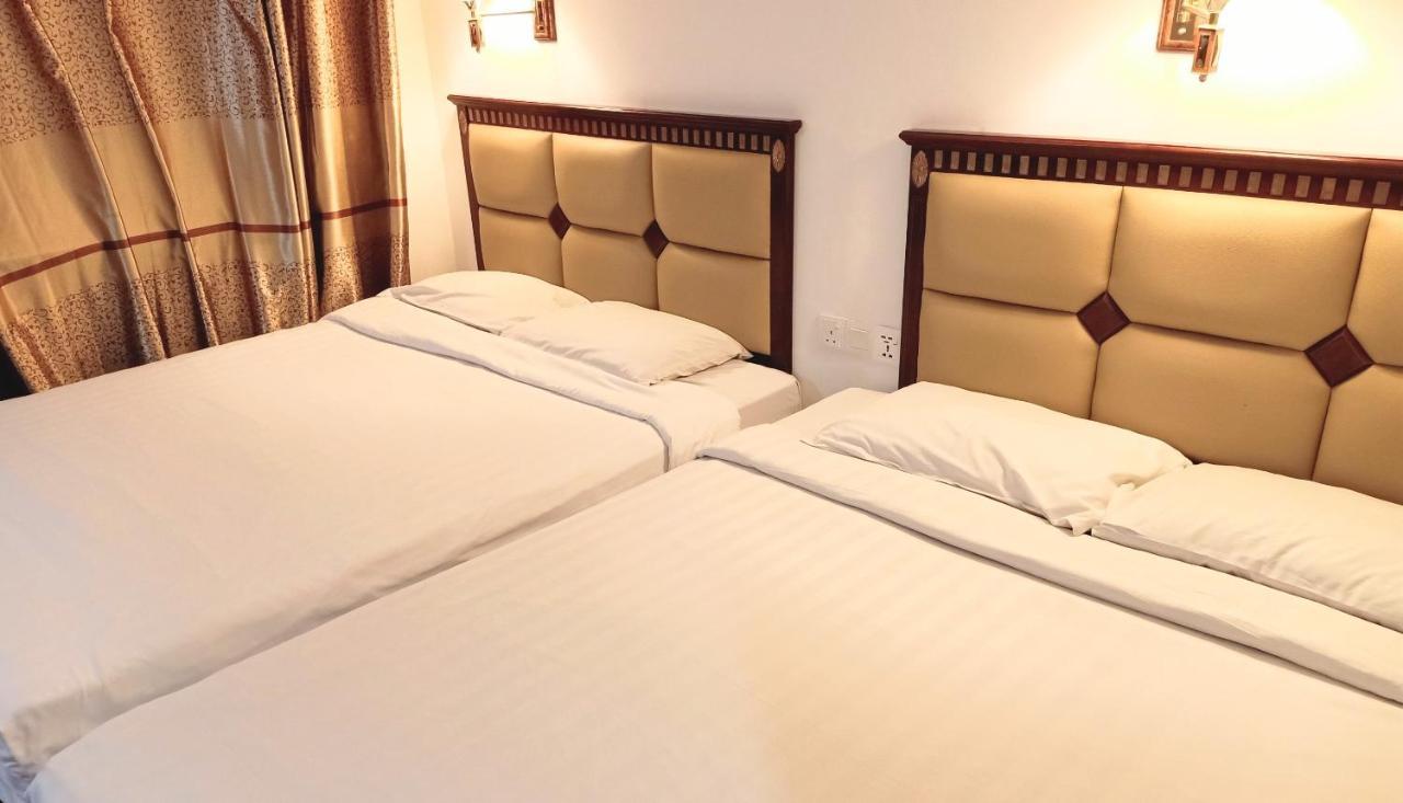 Super Oyo 90464 Borneo Suites Hotel 코타키나발루 외부 사진